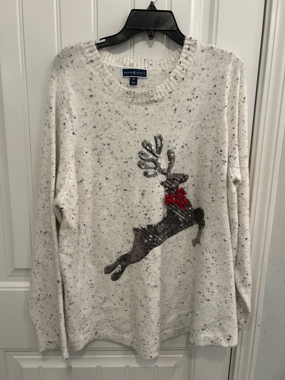 Karen Scott Ivory Speckled Knit Sweater with Black Sequin Reindeer and Red Bow